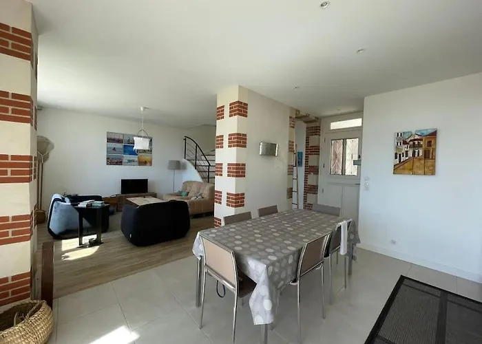 Prázdninový dům Pornichetine Pour 8 Personnes Face A L'ocean Et A 100m Du Marche Pornichet